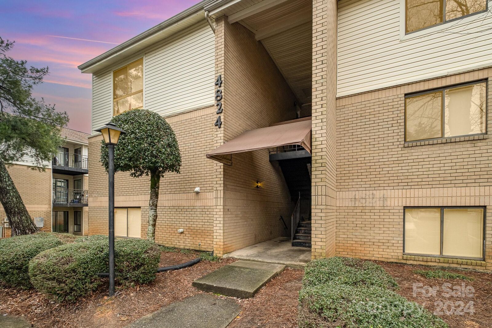 Property Photo: 4824 Spring Lake Drive NC 28212