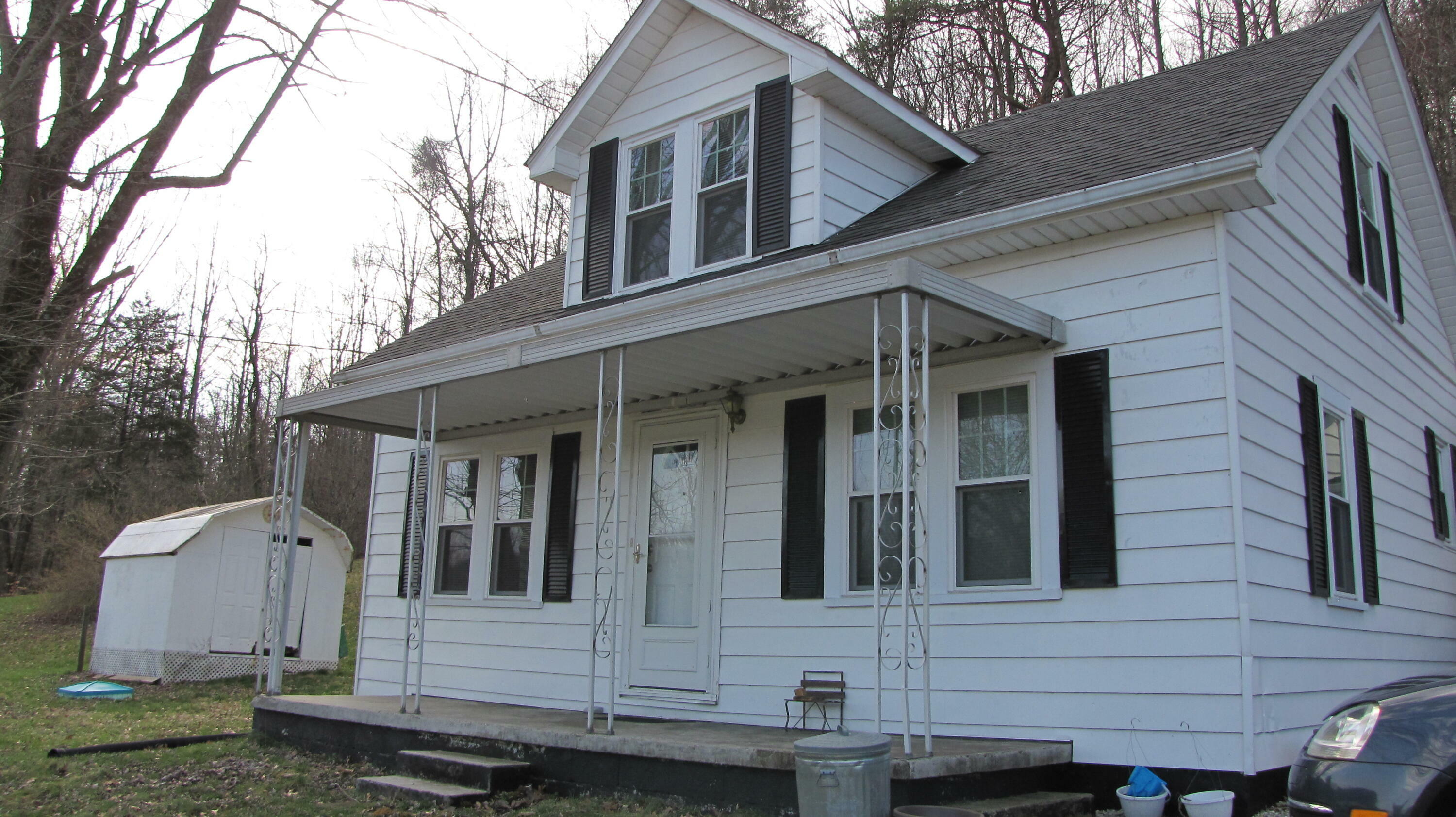 Property Photo:  391 Highway 1505  KY 40409 