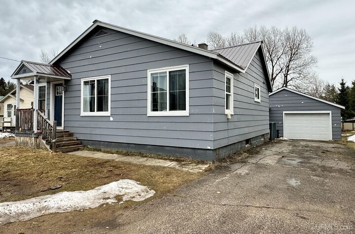 175 Prospect  Ishpeming MI 49849 photo