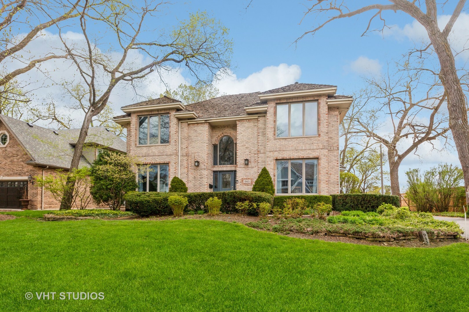 Property Photo: 943 Allmen Avenue IL 60521