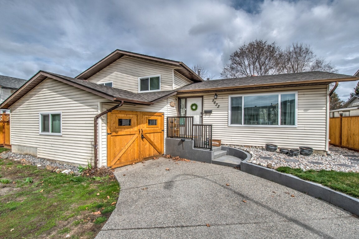 Property Photo:  5633 Willow Drive  BC V1T 8N8 