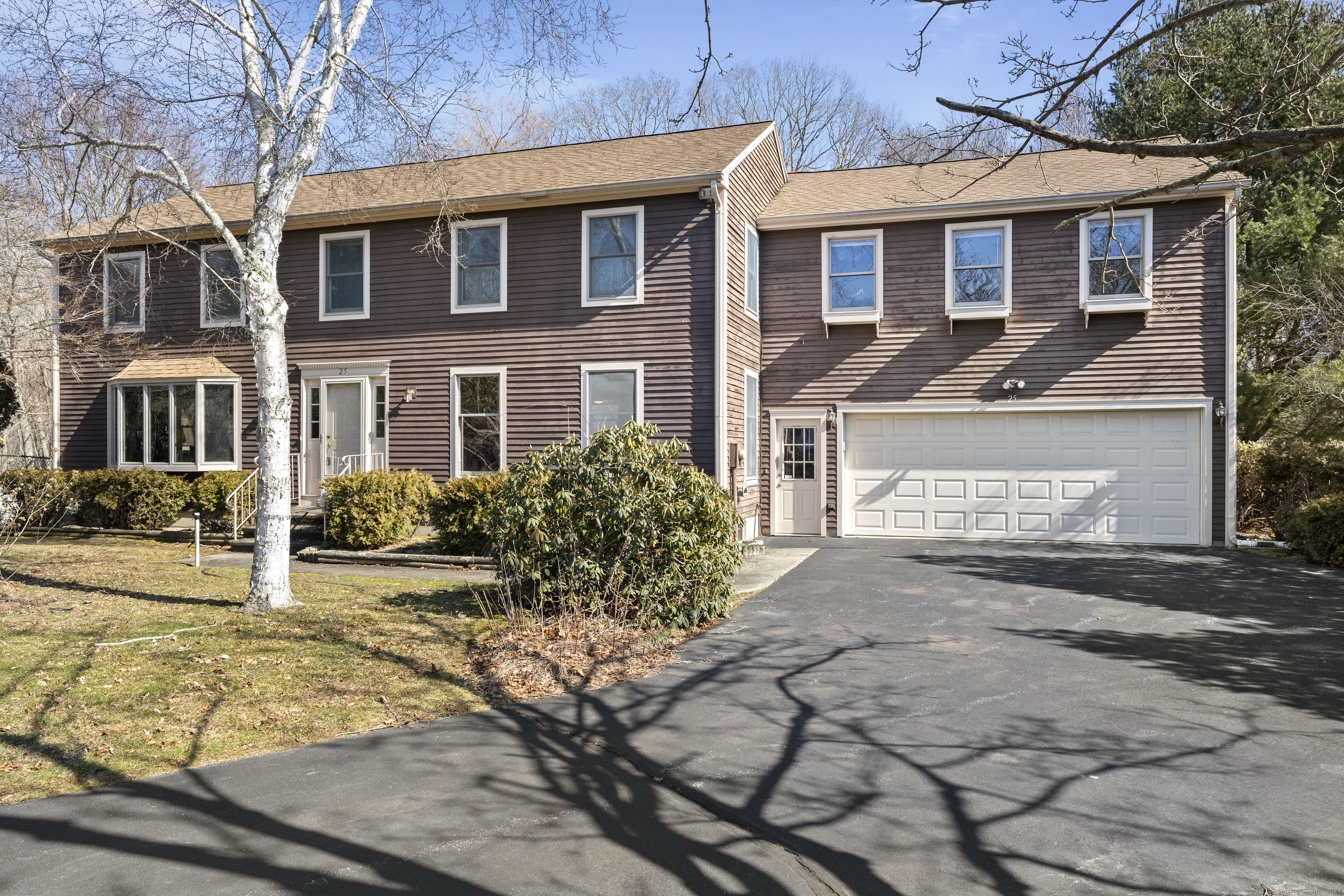 Property Photo: 25 Kingfisher Way CT 06385