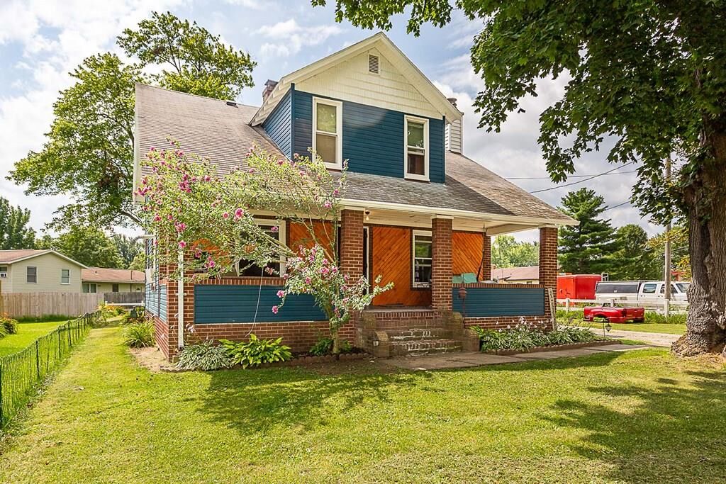 Property Photo: 190 E Buckeye OH 44287