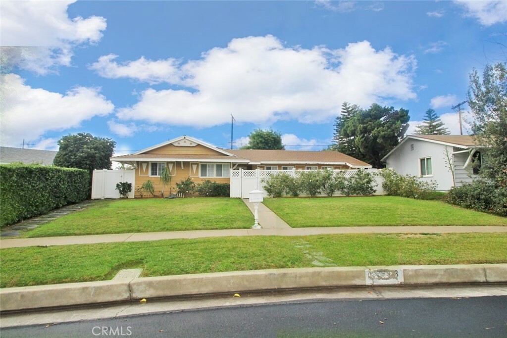 Property Photo:  9933 Delco Avenue  CA 91311 