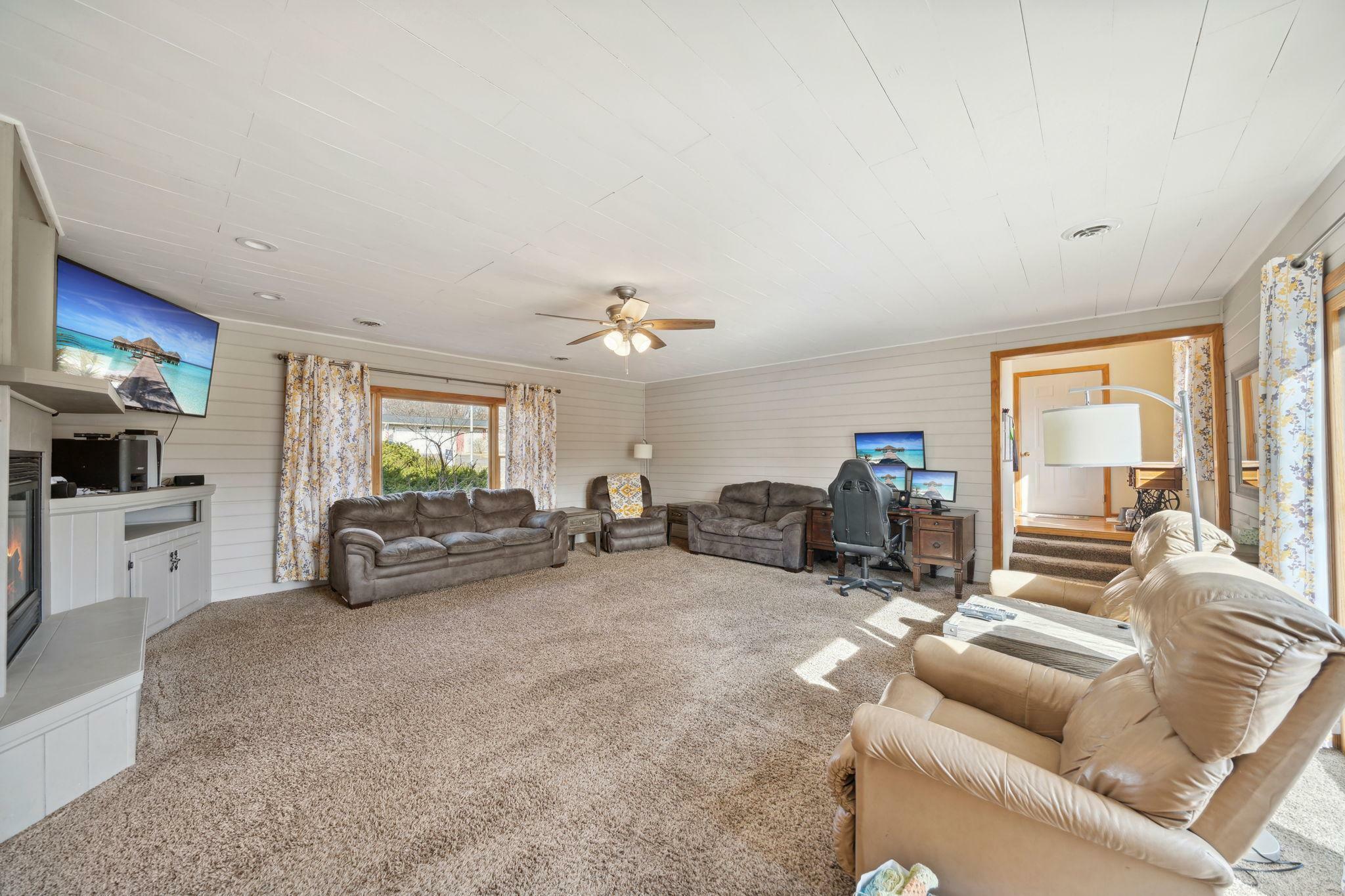 Property Photo:  281 Tower Heights Court  WI 54021 