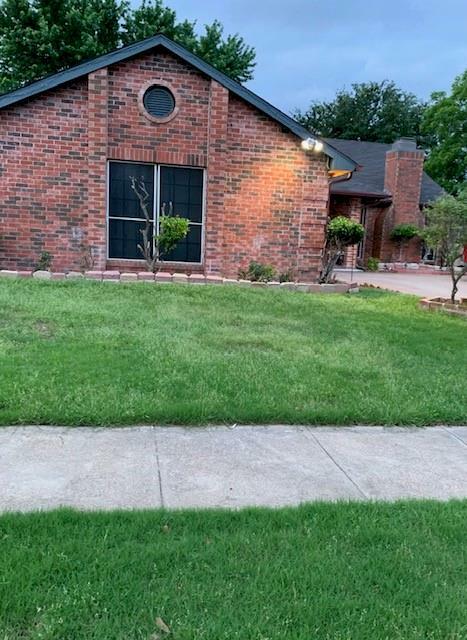 Property Photo:  1504 Bandera Drive  TX 76018 