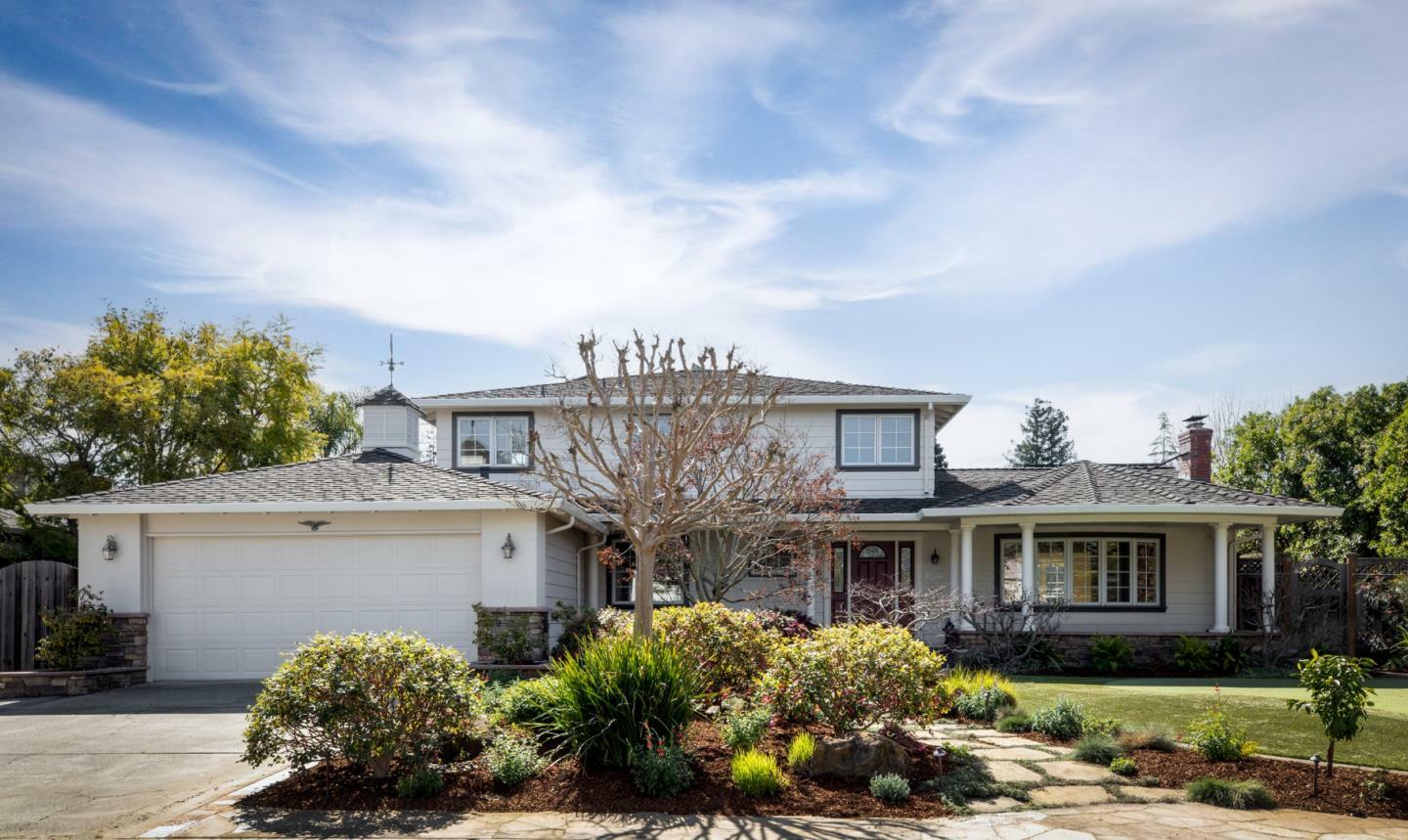 Property Photo:  1010 Runnymead Court  CA 94024 