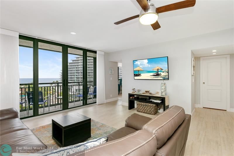 Property Photo:  2300 NE 33rd Ave 805  FL 33305 