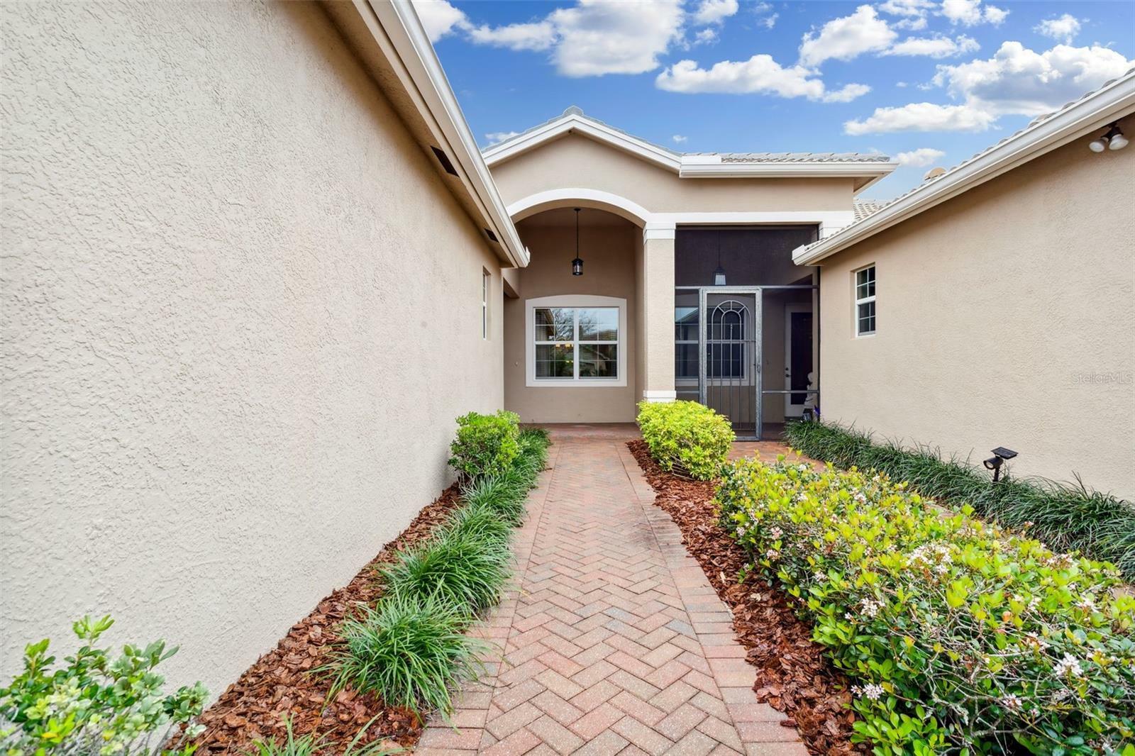 Property Photo:  16114 Amethyst Key Drive  FL 33598 