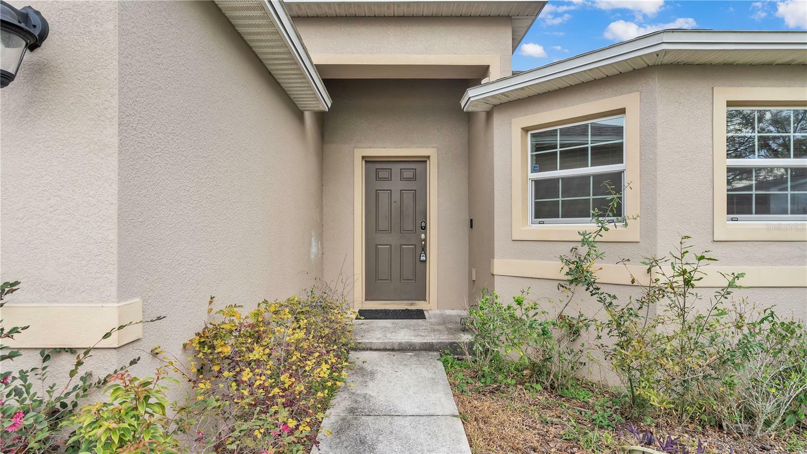 Property Photo:  1010 15th Street NE  FL 33881 