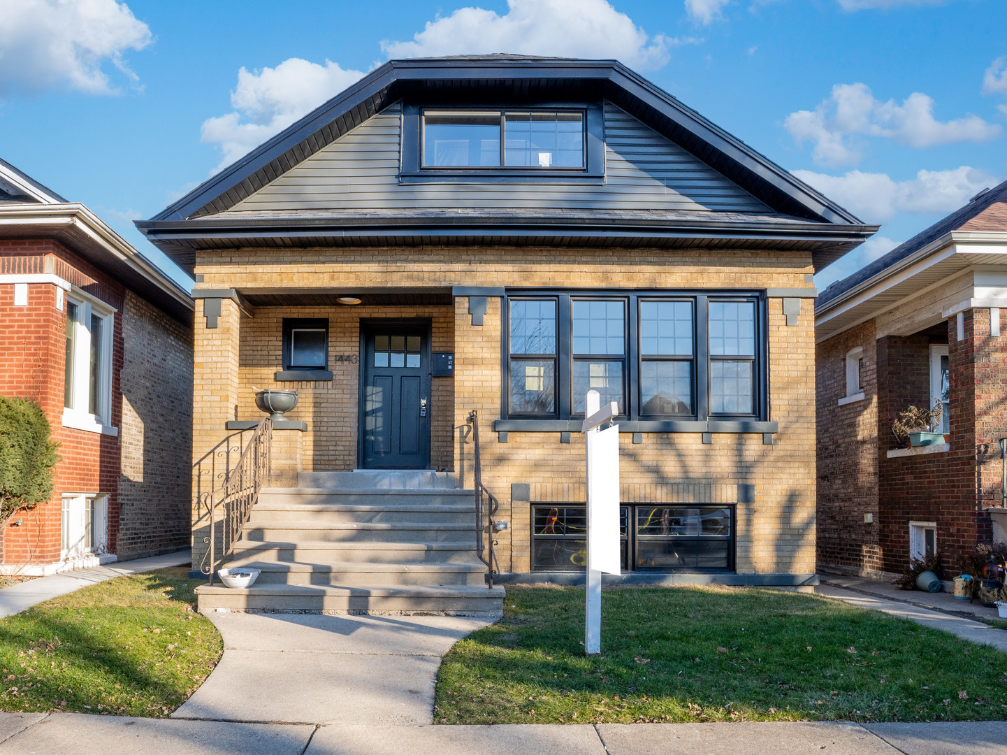 Property Photo:  1443 Cuyler Avenue  IL 60402 