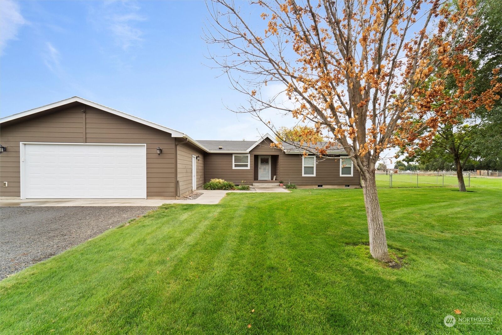 Property Photo:  114 Sierra Lane  WA 99360 