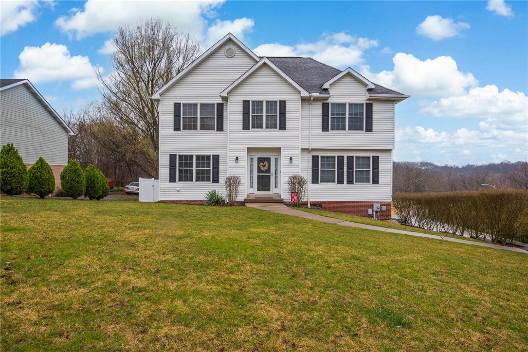 Property Photo:  327 Garden Hill Dr  PA 15084 
