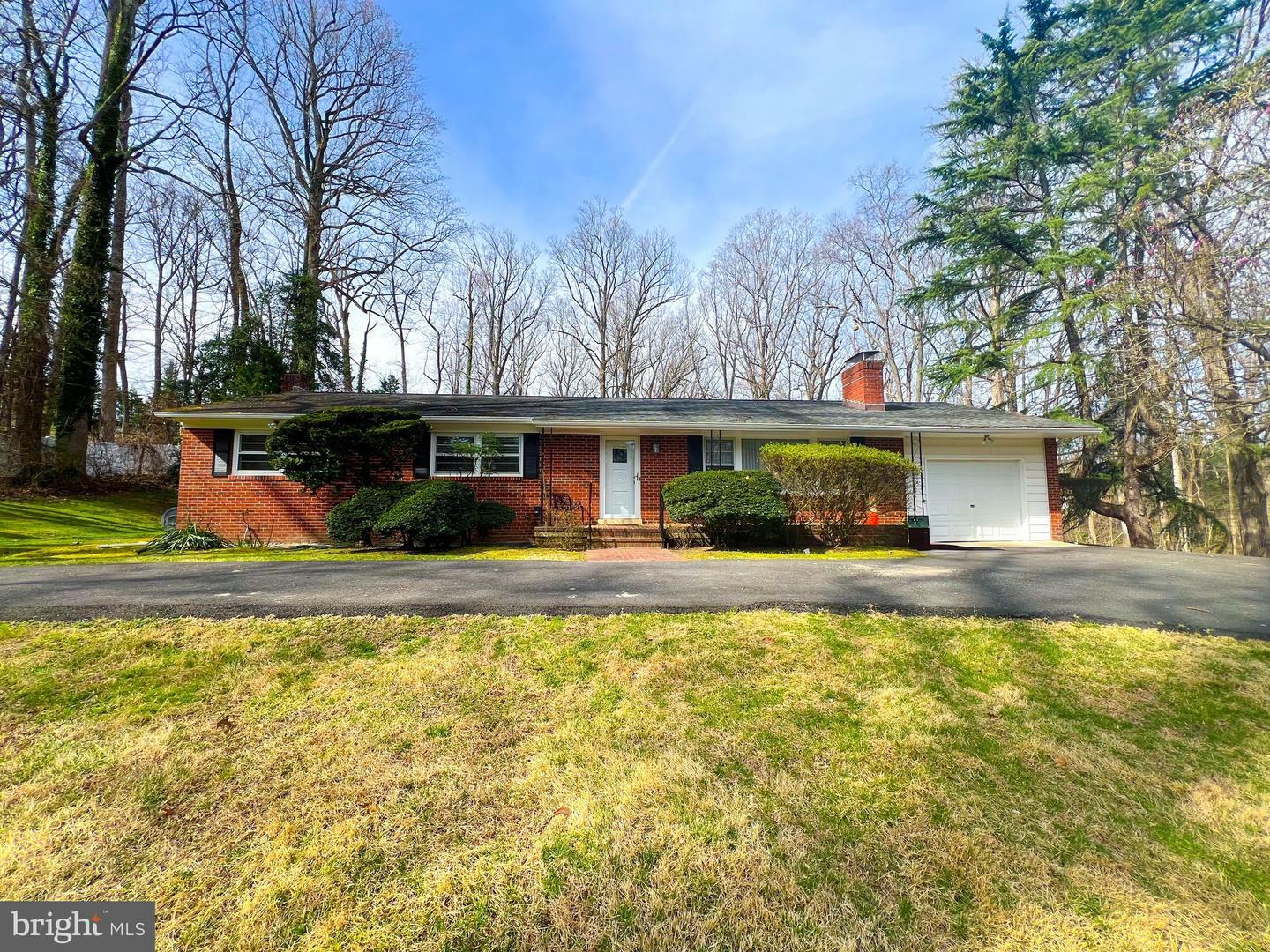 Property Photo: 14605 Cambridge Drive MD 20772