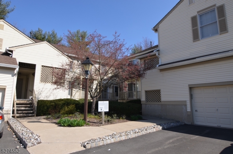 Property Photo:  38 Jamestown Rd 38  NJ 07920 