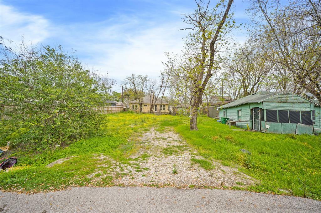 Property Photo:  3407 Rebecca Street  TX 77021 