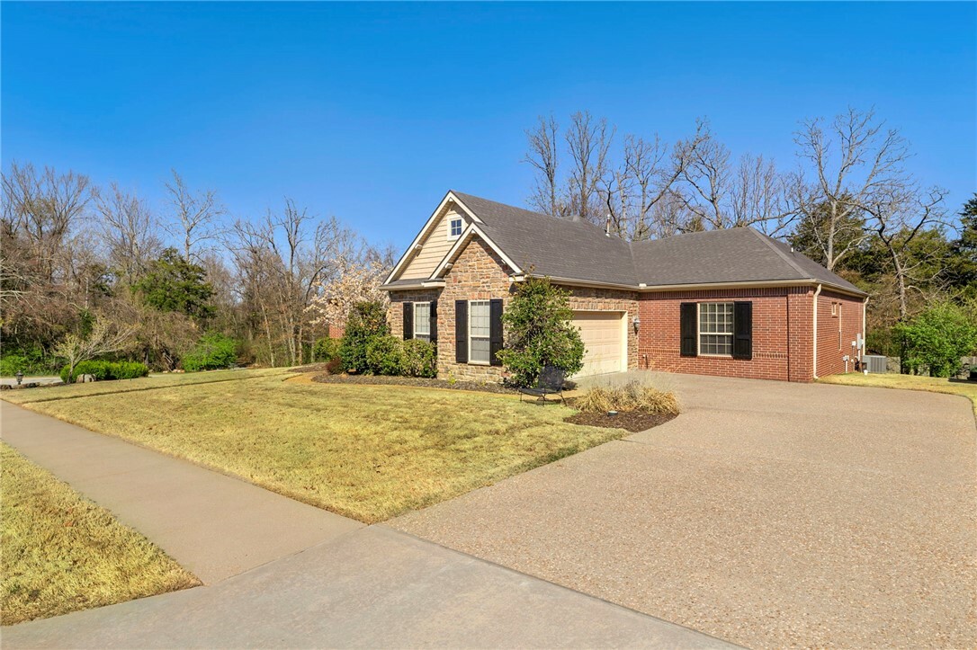 Property Photo:  3396 N Doyne Hamm Drive  AR 72703 