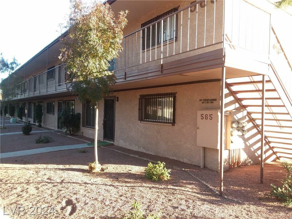 Property Photo:  565 South Royal Crest Circle 12  NV 89169 