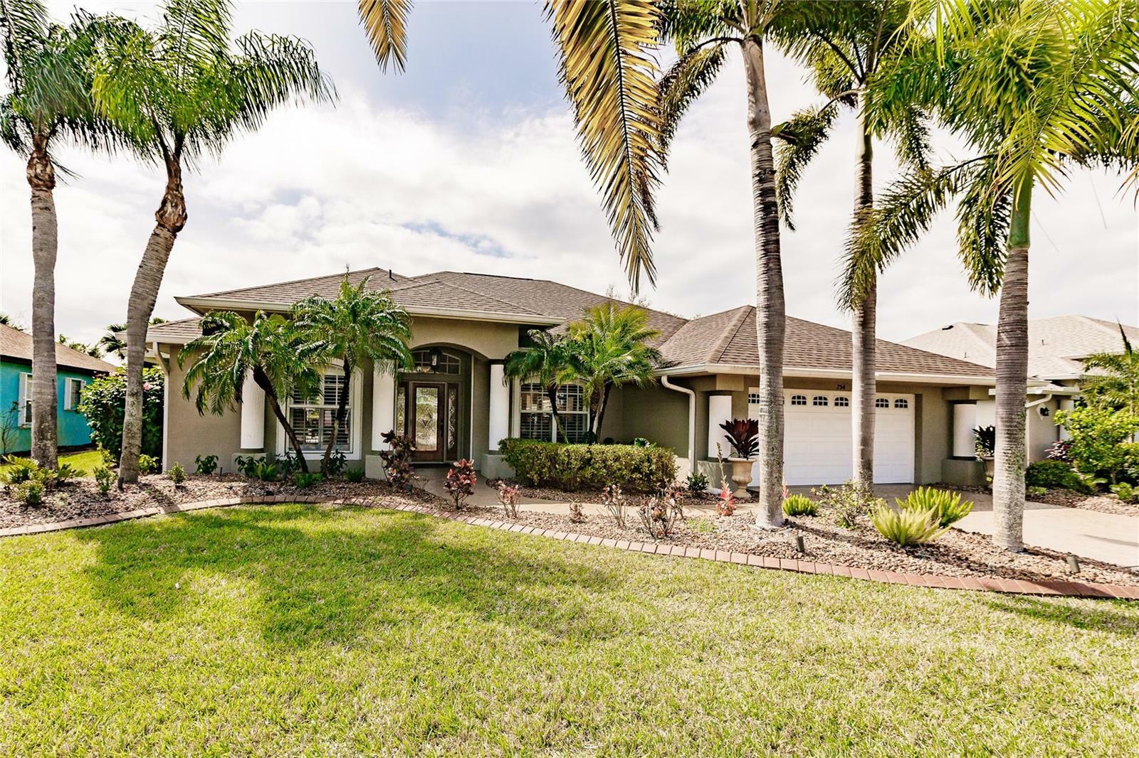 Property Photo:  254 Rotonda Boulevard E  FL 33947 