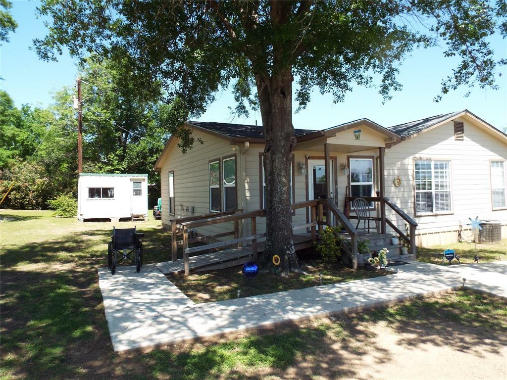 Property Photo:  111 Vz County Road 2815  TX 75147 