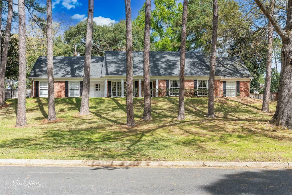 Property Photo:  360 Corinne Circle  LA 71106 