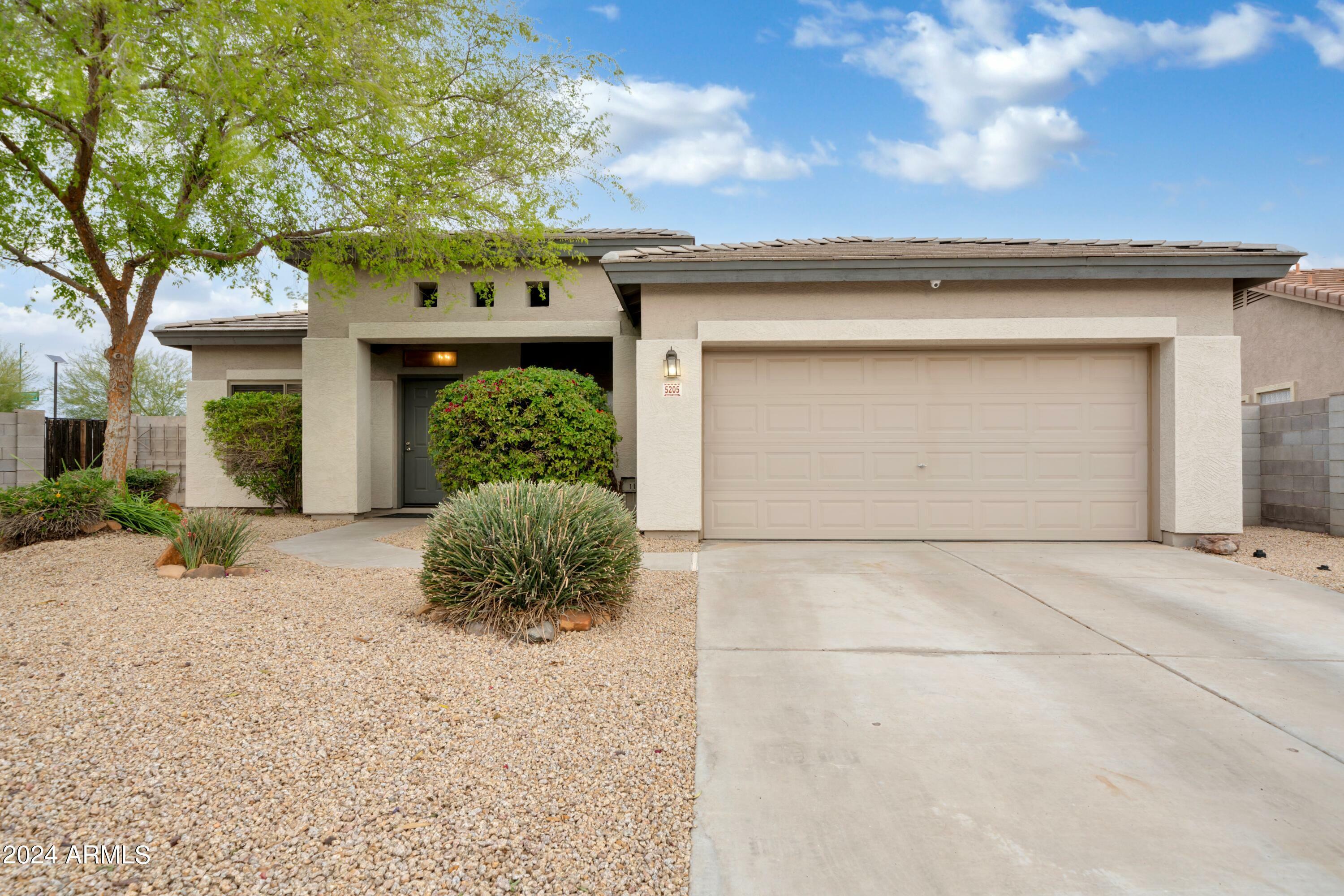 Property Photo:  5205 S 51st Drive  AZ 85339 