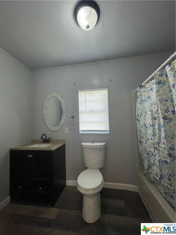 Property Photo:  1311 Aldama Street  TX 78155 