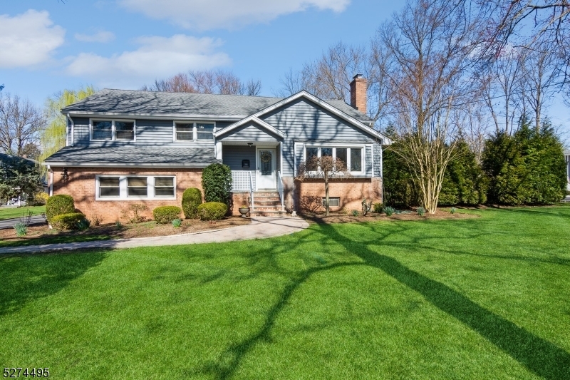 Property Photo:  2145 Seward Dr  NJ 07076 