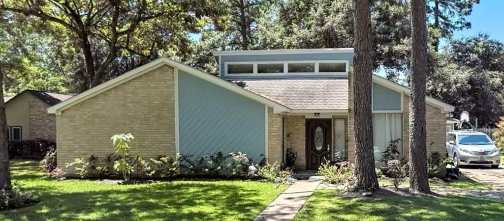 Property Photo:  15123 Stillcreek Drive  TX 77070 