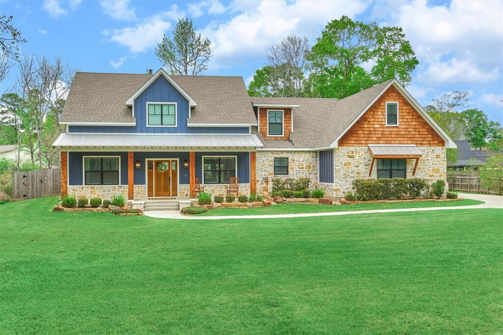 Property Photo: 2444 Ripplewood Drive TX 77384