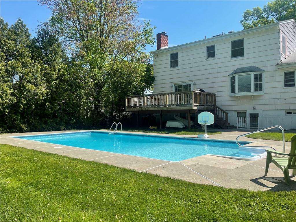 Property Photo:  9 Christopher Drive  NY 10956 