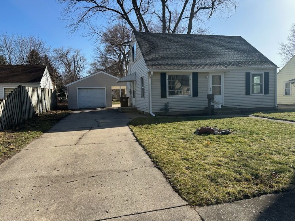 Property Photo:  709 Loves Park Drive  IL 61111 