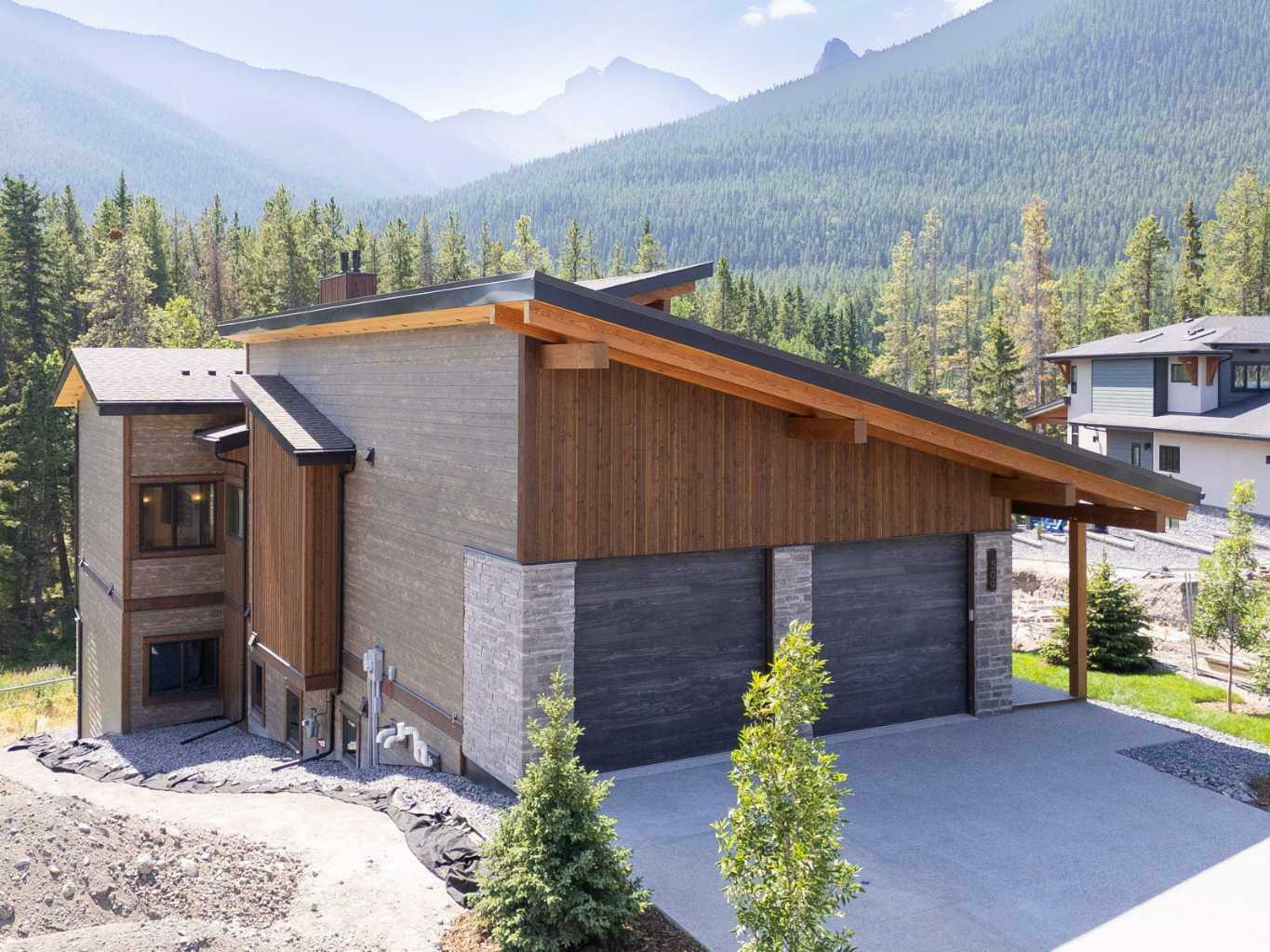 509 Stewart Creek Close  Canmore AB T1W 0L6 photo