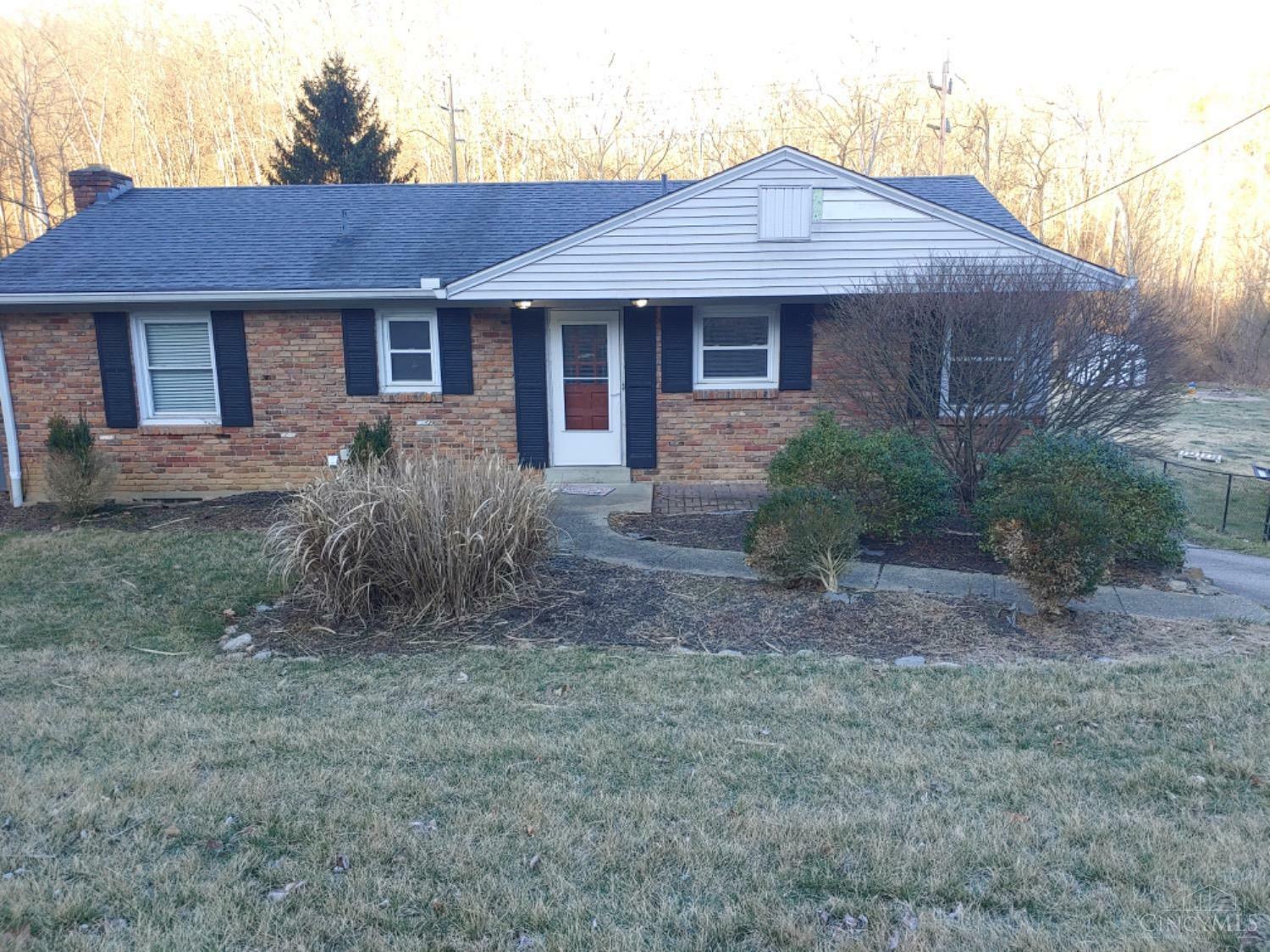 Property Photo:  2921 Eight Mile Road  OH 45244 