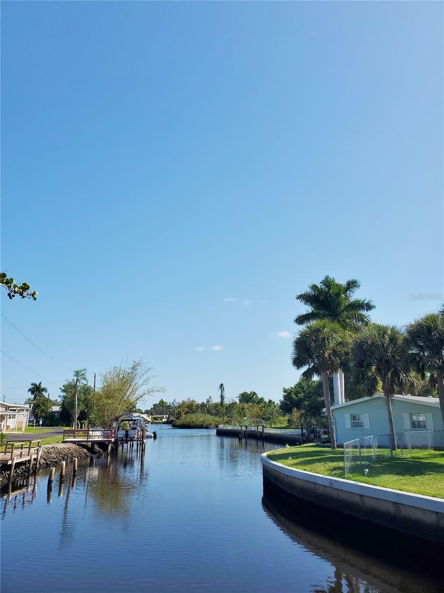 Property Photo:  8320 Riverside Drive 20  FL 33982 