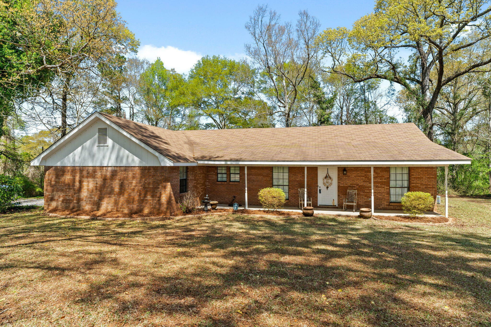 Property Photo:  1072 Eatonville Rd.  MS 39401 