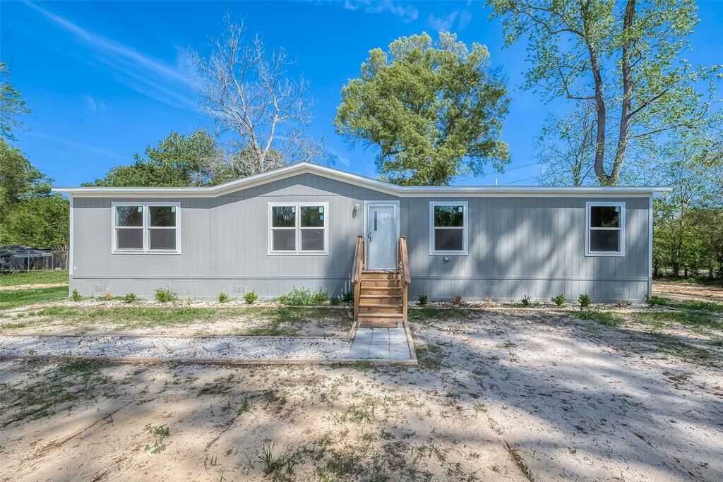 Property Photo:  361 County Road 452  TX 77535 