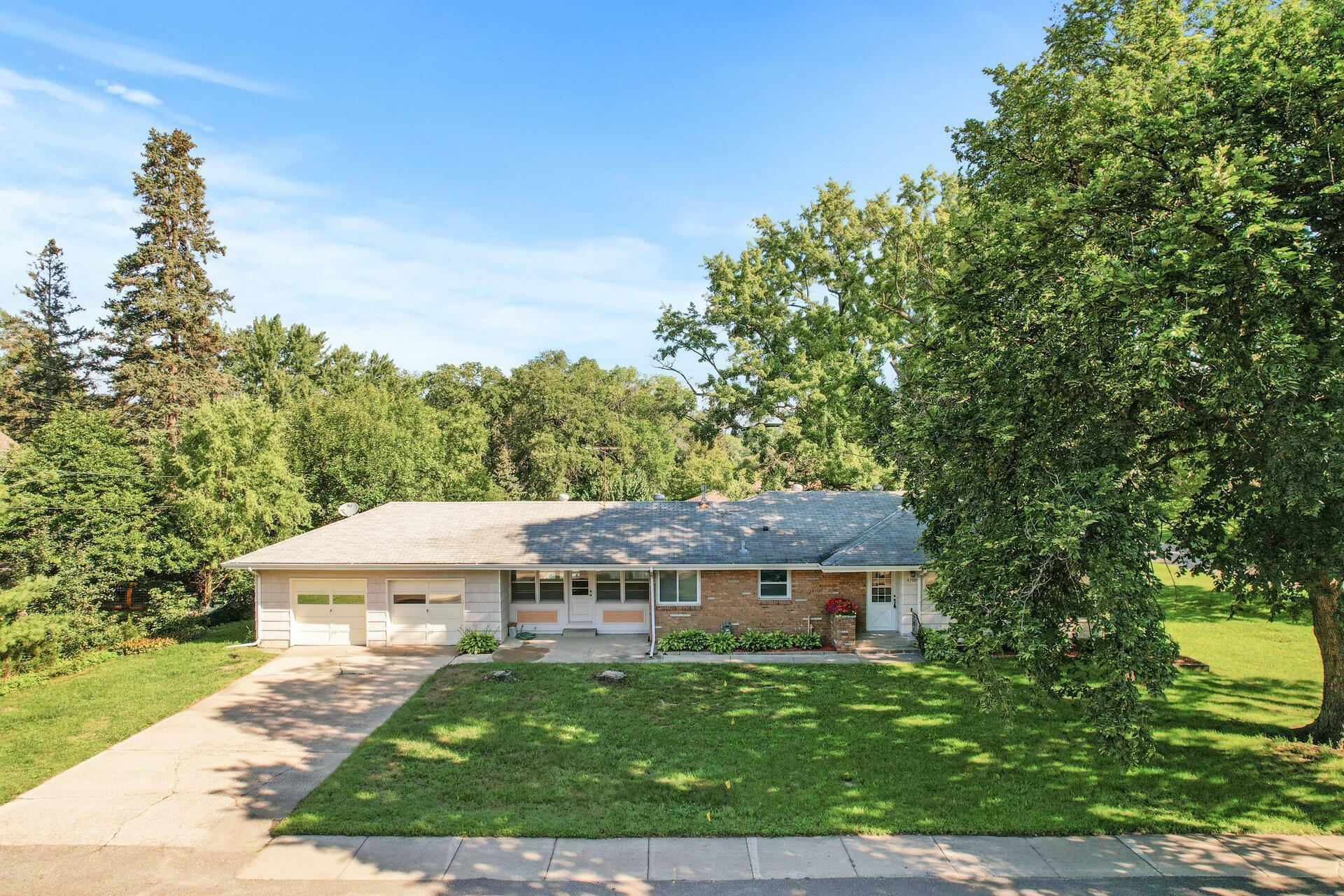 Property Photo:  4700 Glenwood Avenue  MN 55422 