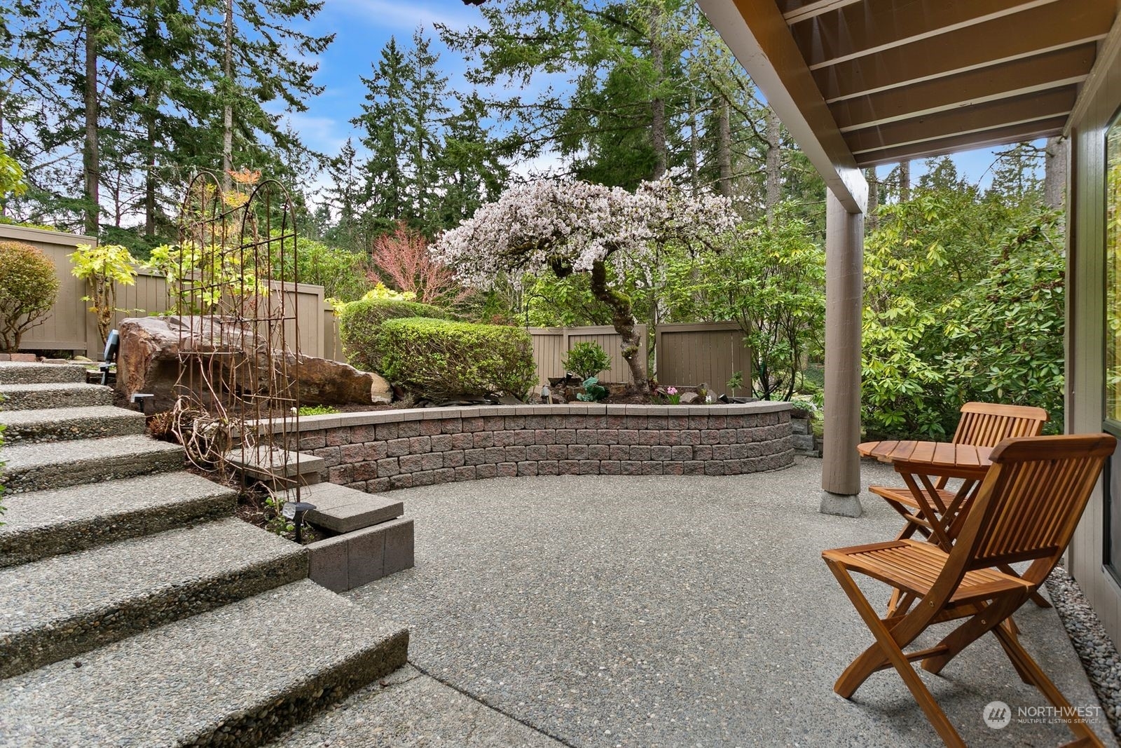 Property Photo:  140 168th Avenue NE  WA 98008 