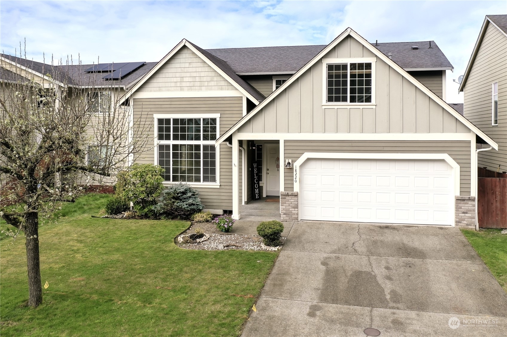 Property Photo:  18220 73rd Avenue E  WA 98375 