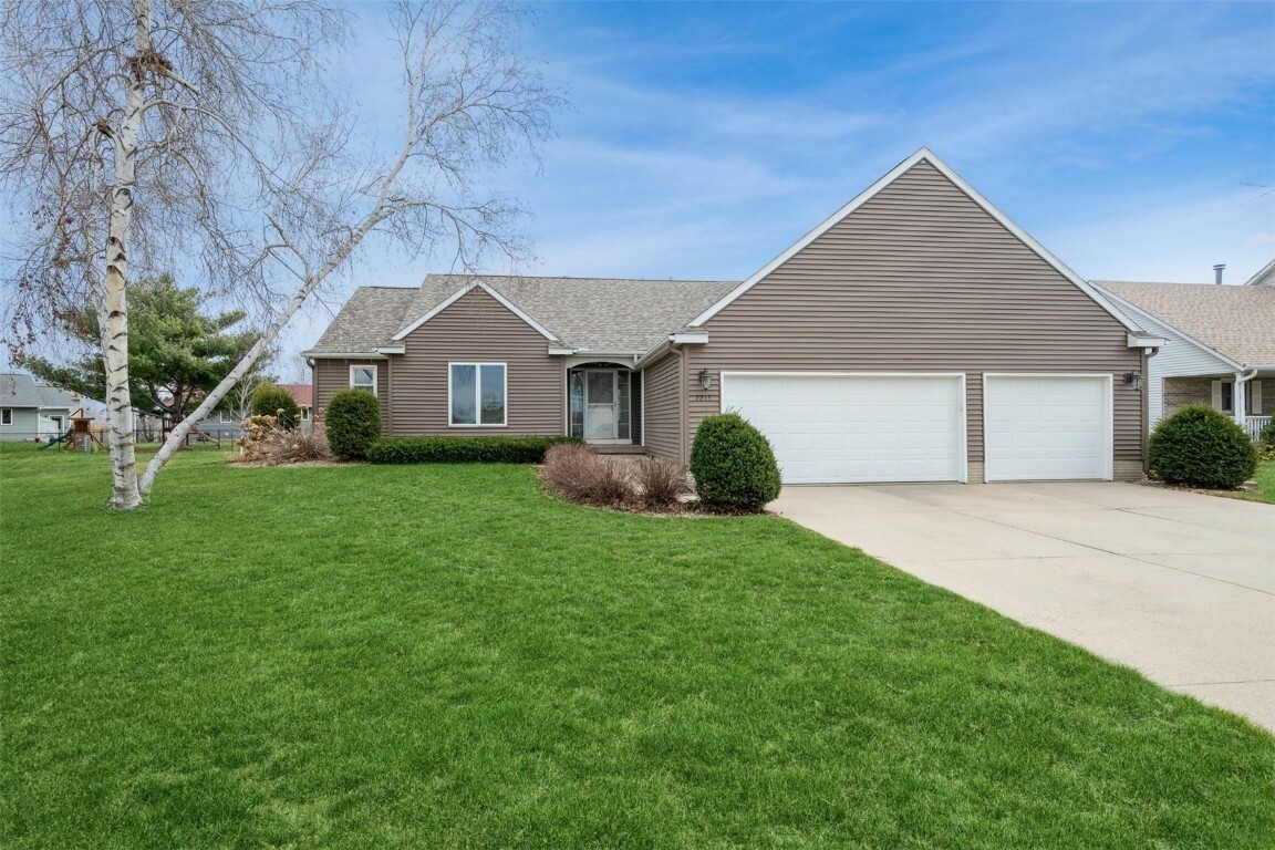 Property Photo:  2215 Windsor Court  IA 52302 