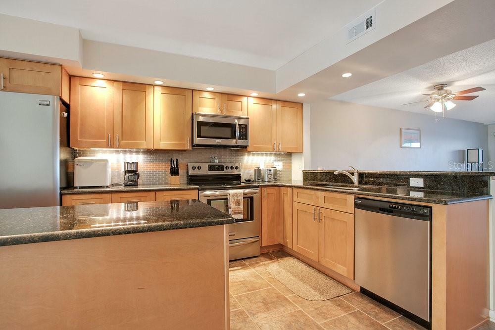 Property Photo: 821 Bahia Del Sol Drive 43 FL 33570