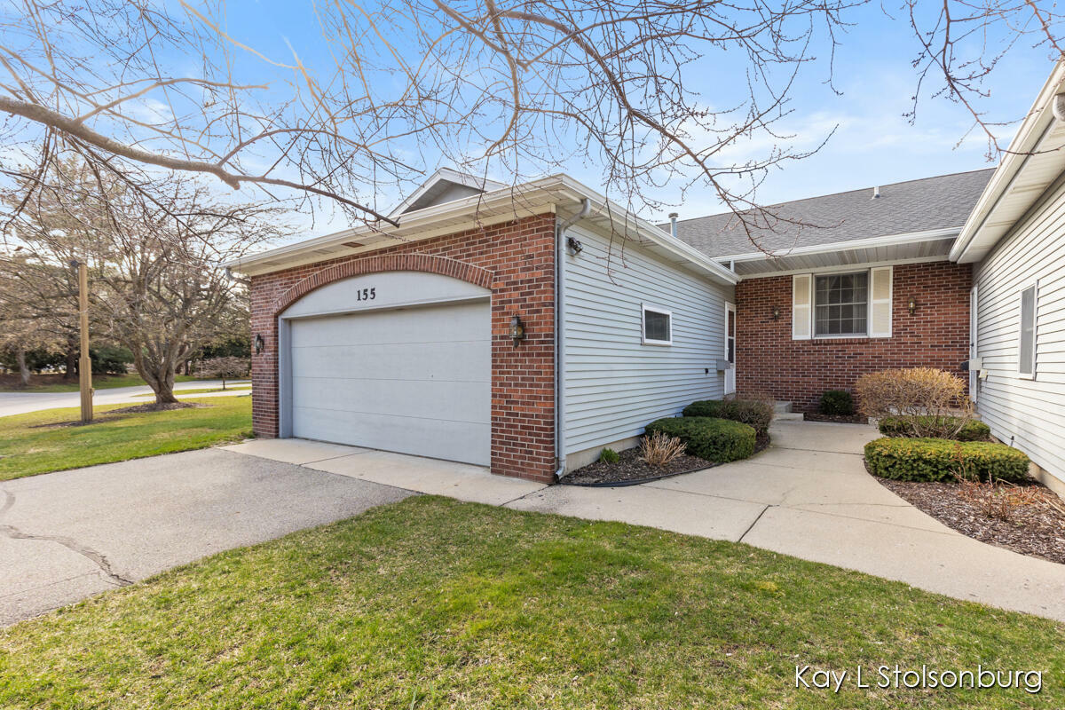 Property Photo:  155 Laurelwood Court SW  MI 49548 