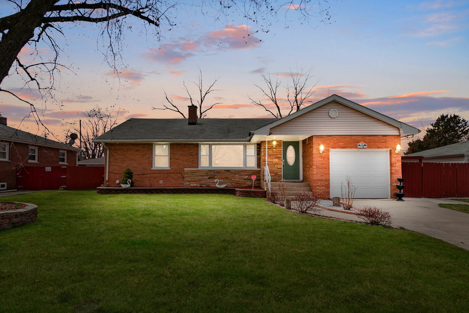 Property Photo:  15934 Carol Avenue  IL 60426 