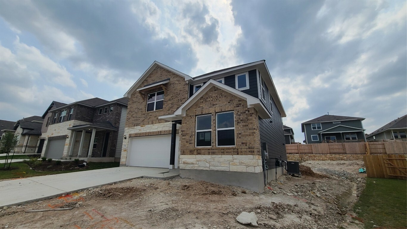 Property Photo: 111 Pinyon Pine Pass TX 78634