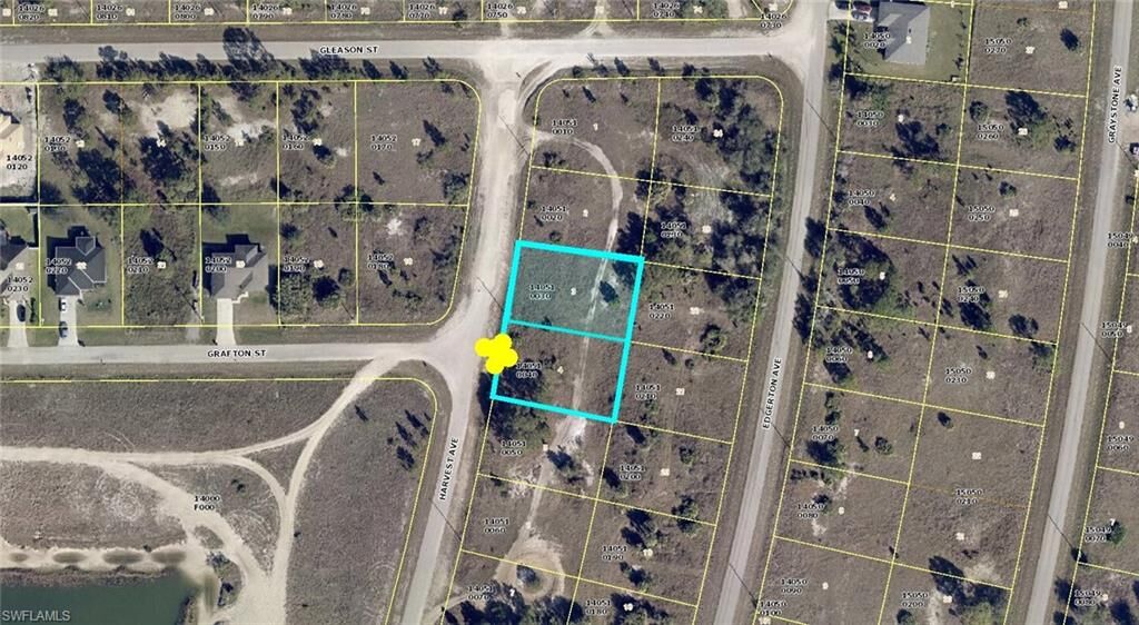 Property Photo: 1091 Harvest Ave FL 33974