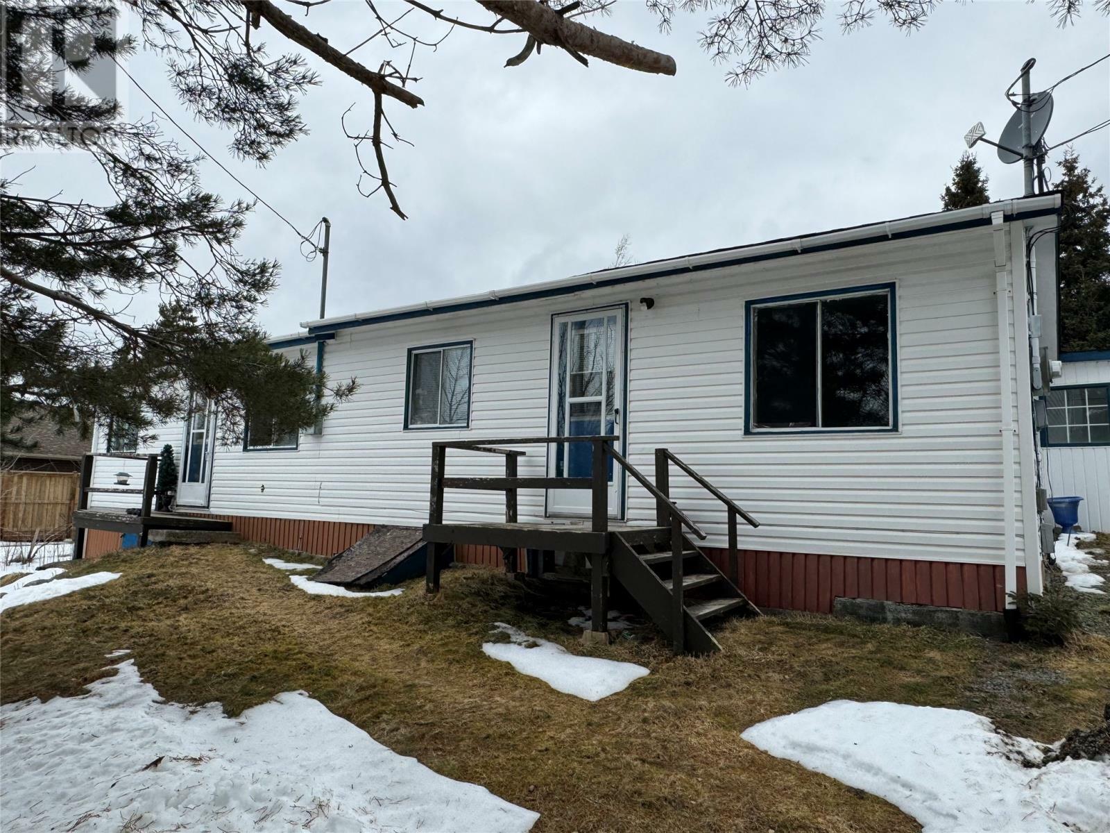 Property Photo:  9 Coleys Point South Road  NL A0A 1X0 