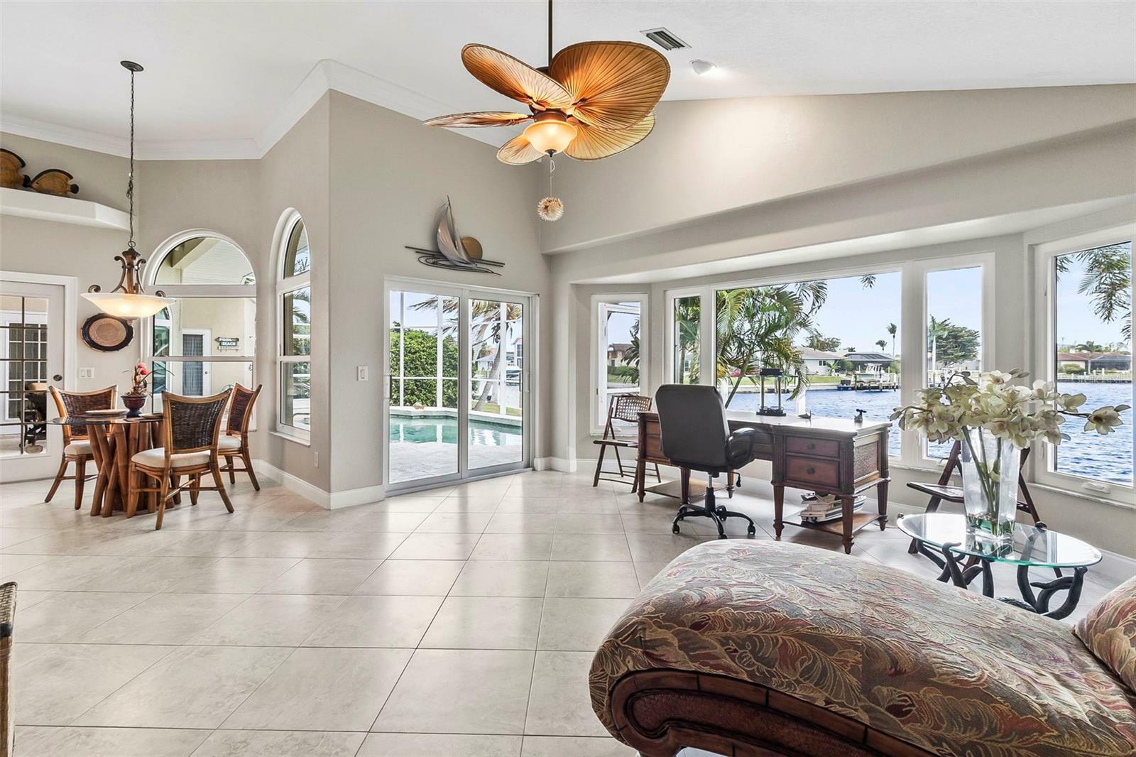 Property Photo:  274 Colony Point Drive  FL 33950 