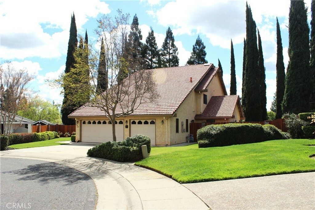 Property Photo:  105 Pebble Beach Court  CA 95678 