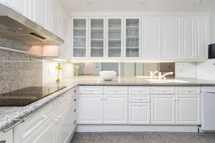 Property Photo: 50 Winchester 101 MA 02445